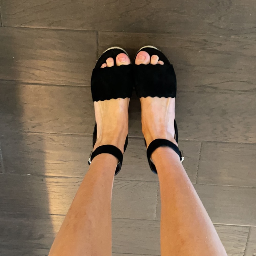 Marc Fisher platform sandal